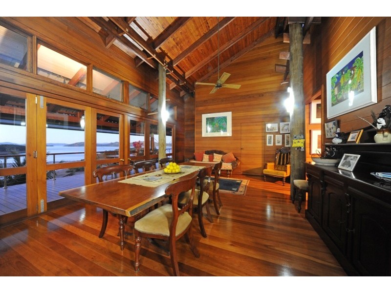 7A Warrain Street, Shute Harbour QLD 4802