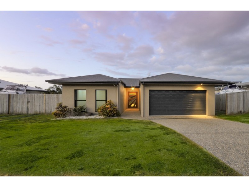 5 Endeavour Circuit, Cannonvale QLD 4802