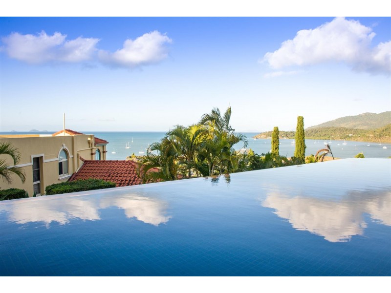 21/14 Golden Orchid Drive, Airlie Beach QLD 4802