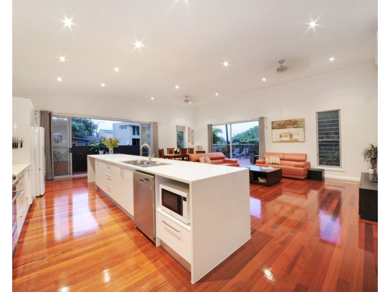 56a Eshelby Drive, Cannonvale QLD 4802
