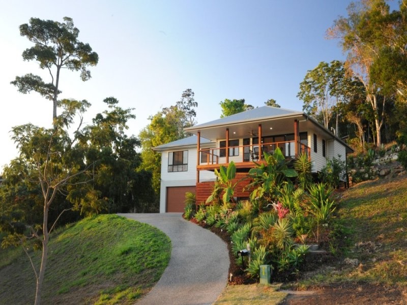 65 Country Road, Cannonvale QLD 4802