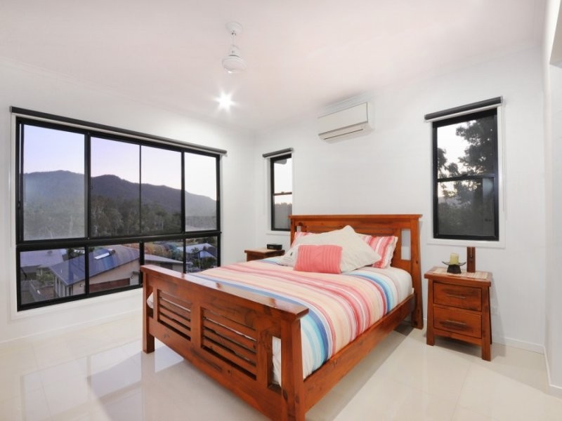 65 Country Road, Cannonvale QLD 4802
