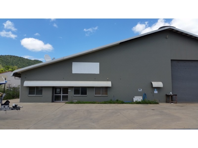 1a/11 Garema Street, Cannonvale QLD 4802