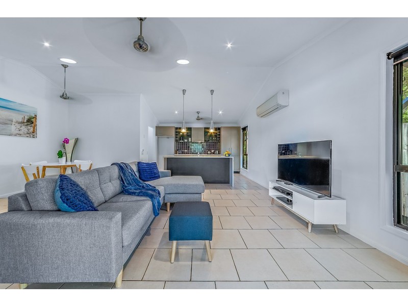11 Deloraine Close, Cannonvale QLD 4802