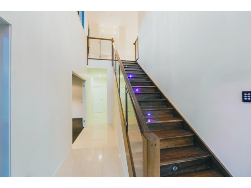 2 Armada Crescent, Jubilee Pocket QLD 4802