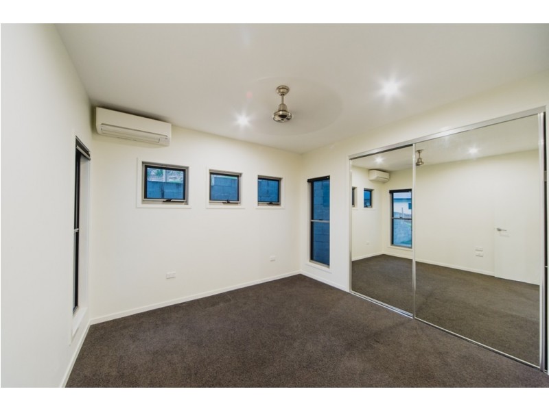 2 Armada Crescent, Jubilee Pocket QLD 4802