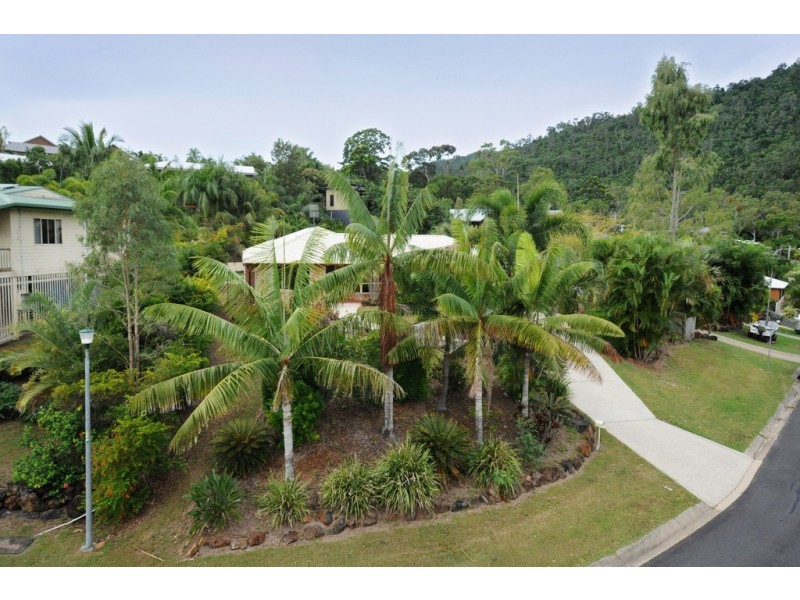 51 Country Road, Cannonvale QLD 4802