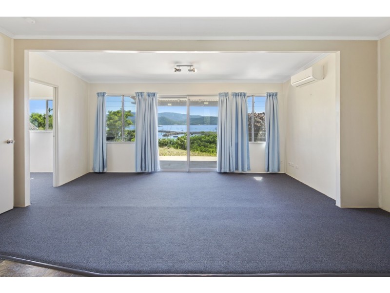 16 Summit Avenue, Airlie Beach QLD 4802