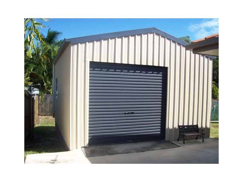 1 Shelley Close, Cannonvale QLD 4802