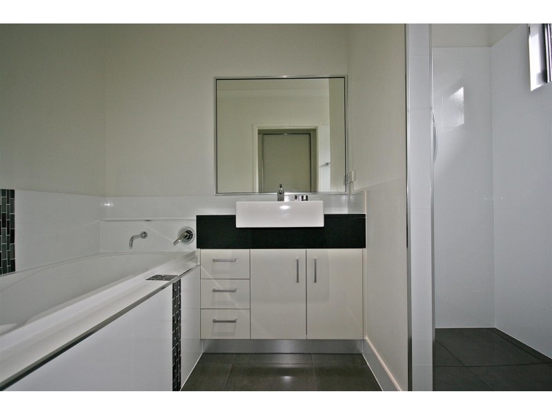 98 Fairweather Road, Cannonvale QLD 4802