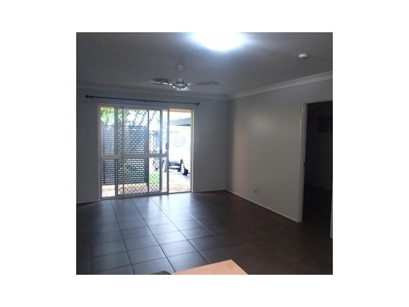 24/28 Island Drive, Cannonvale QLD 4802