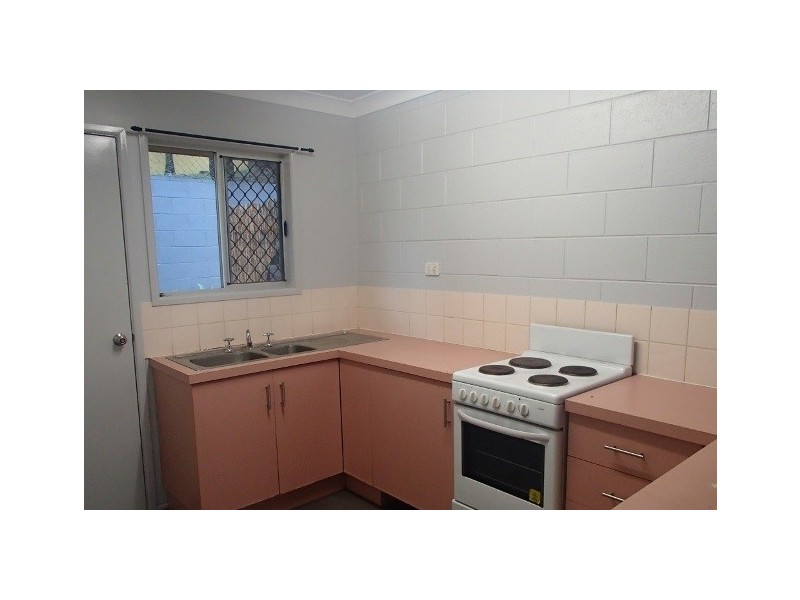 24/28 Island Drive, Cannonvale QLD 4802
