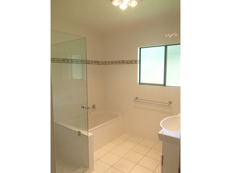 20 Tropic Road, Cannonvale QLD 4802