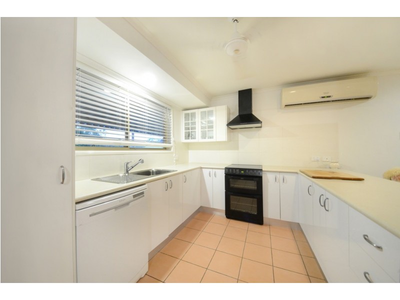 12 Hazelwood Crescent, Cannonvale QLD 4802