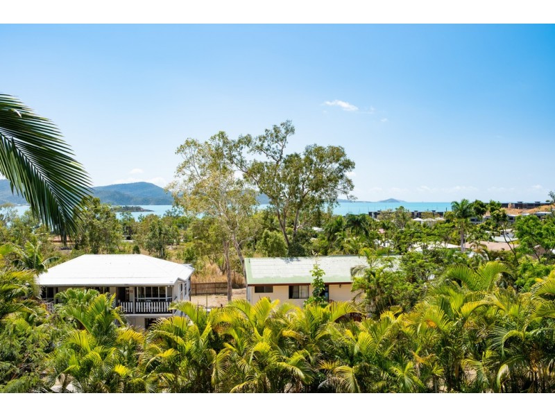 29 Jones Road, Cannonvale QLD 4802