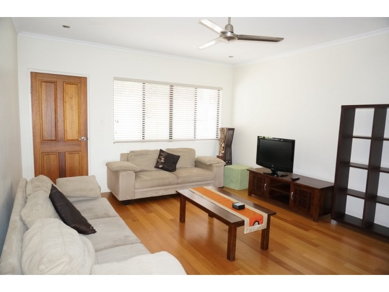 6/25 Abell Road, Cannonvale QLD 4802