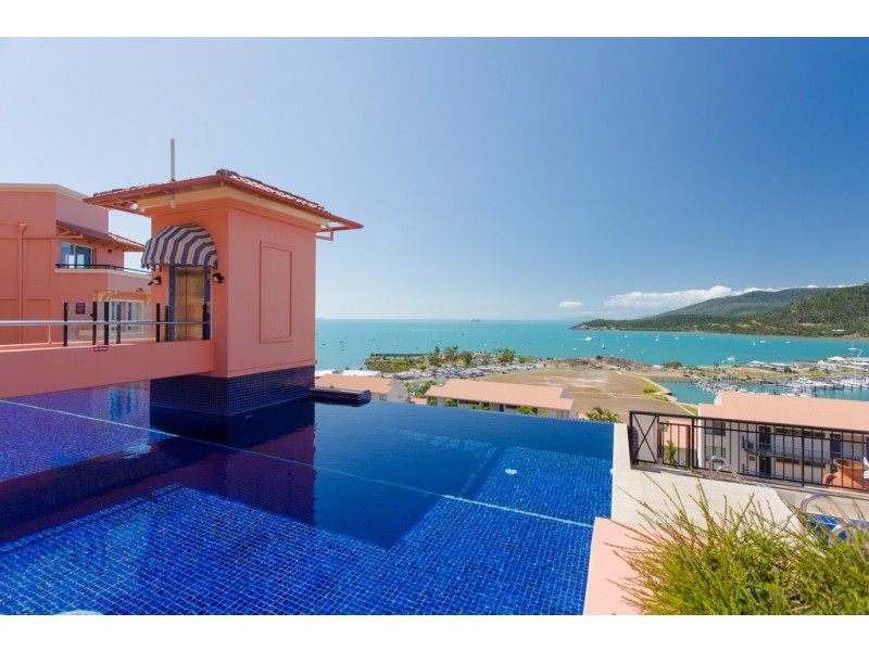 14/18 Golden Orchid Drive, Airlie Beach QLD 4802
