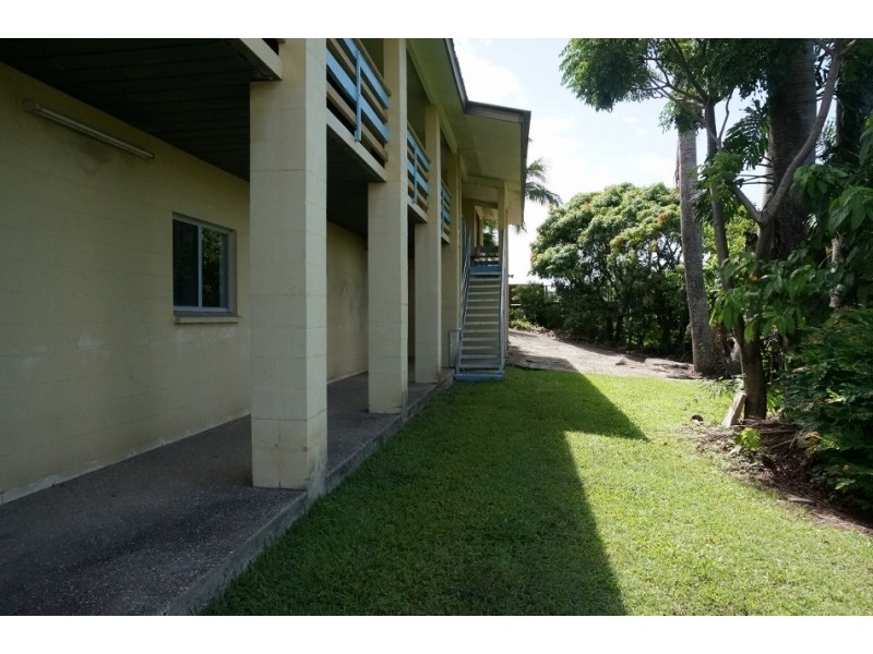 9b Woomerah Avenue, Cannonvale QLD 4802