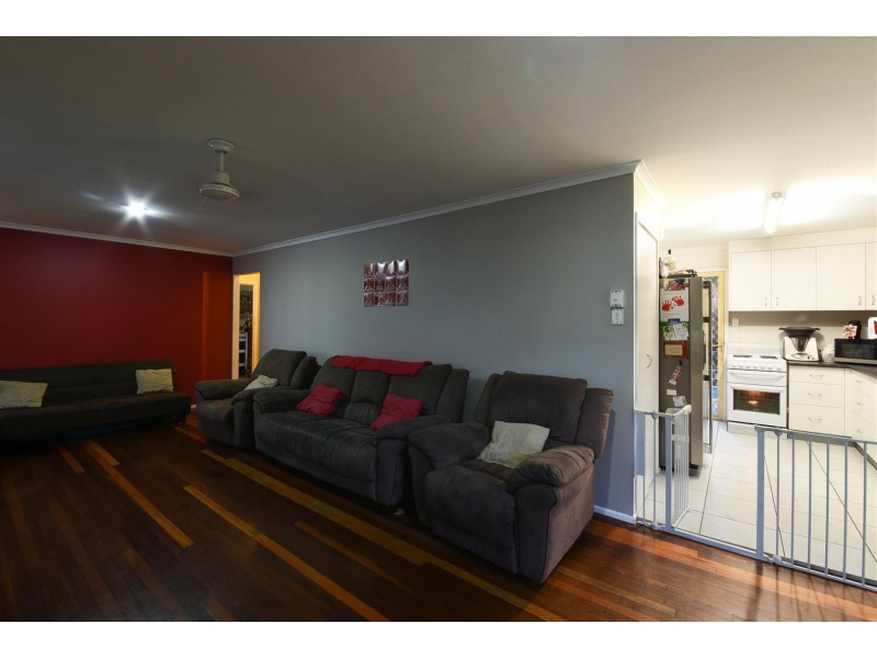 15 Wambiri Street, Cannonvale QLD 4802