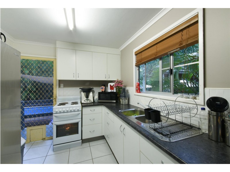 15 Wambiri Street, Cannonvale QLD 4802