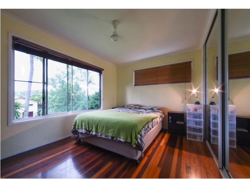 15 Wambiri Street, Cannonvale QLD 4802