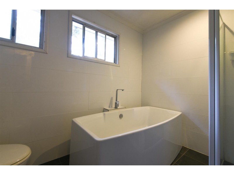 15 Wambiri Street, Cannonvale QLD 4802