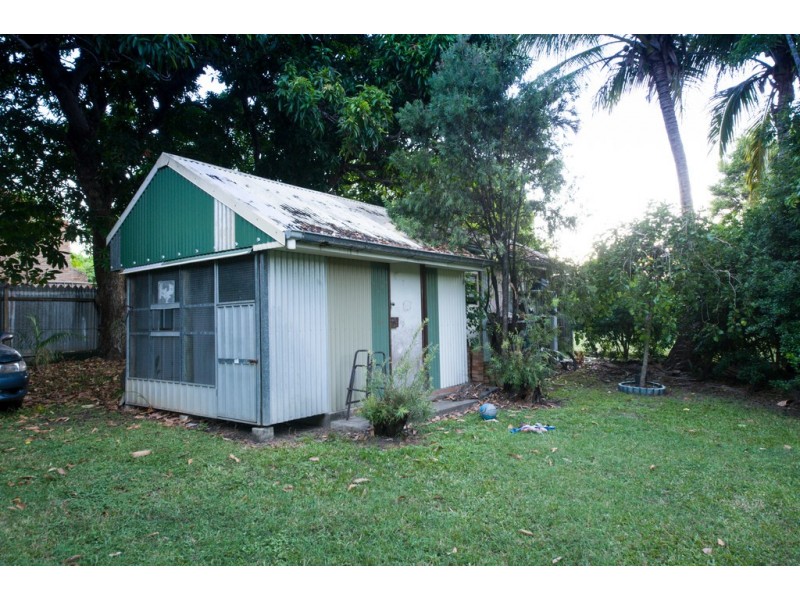 6 Schnapper Street, Cannonvale QLD 4802