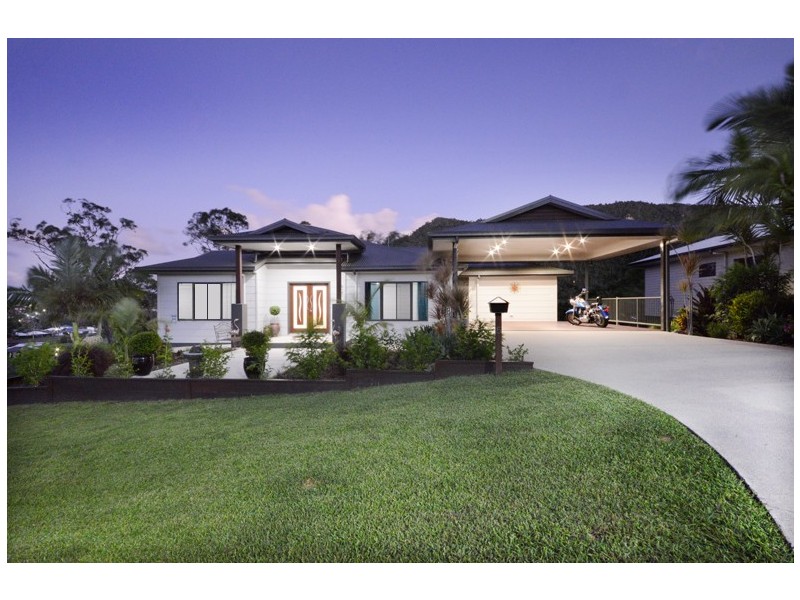 5 Scarlet Gum Crescent, Cannonvale QLD 4802