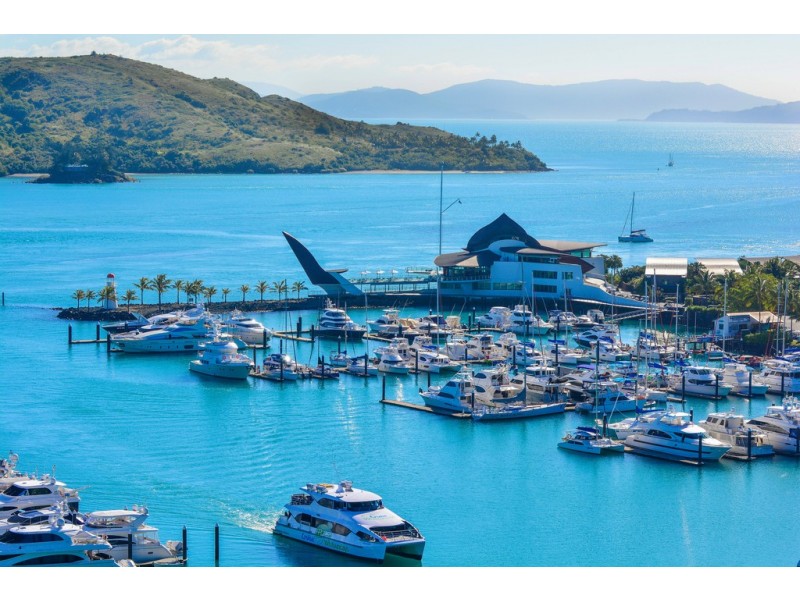 6 Marina Terrace, Hamilton Island QLD 4803