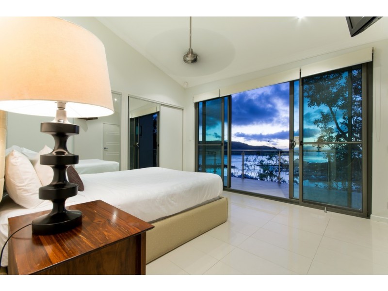 6 Marina Terrace, Hamilton Island QLD 4803