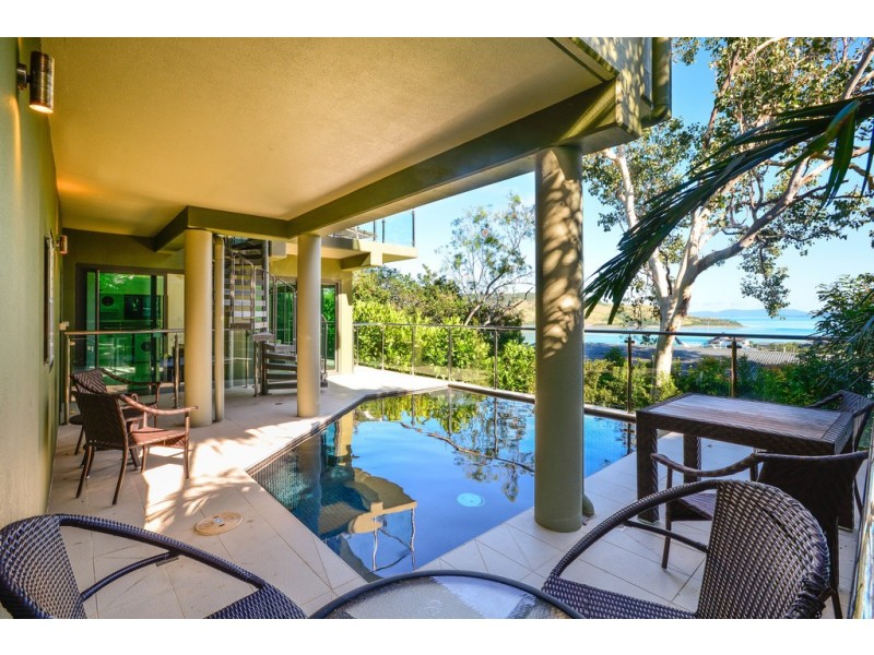 6 Marina Terrace, Hamilton Island QLD 4803