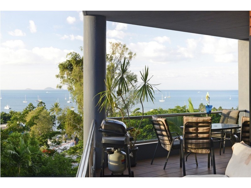 4/6 Golden Orchid Drive, Airlie Beach QLD 4802