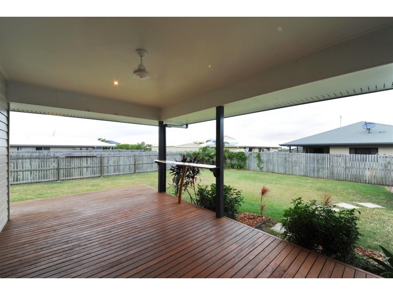 8 Calista Court, Proserpine QLD 4800