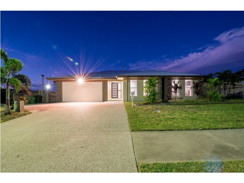 38 Endeavour Circuit, Cannonvale QLD 4802