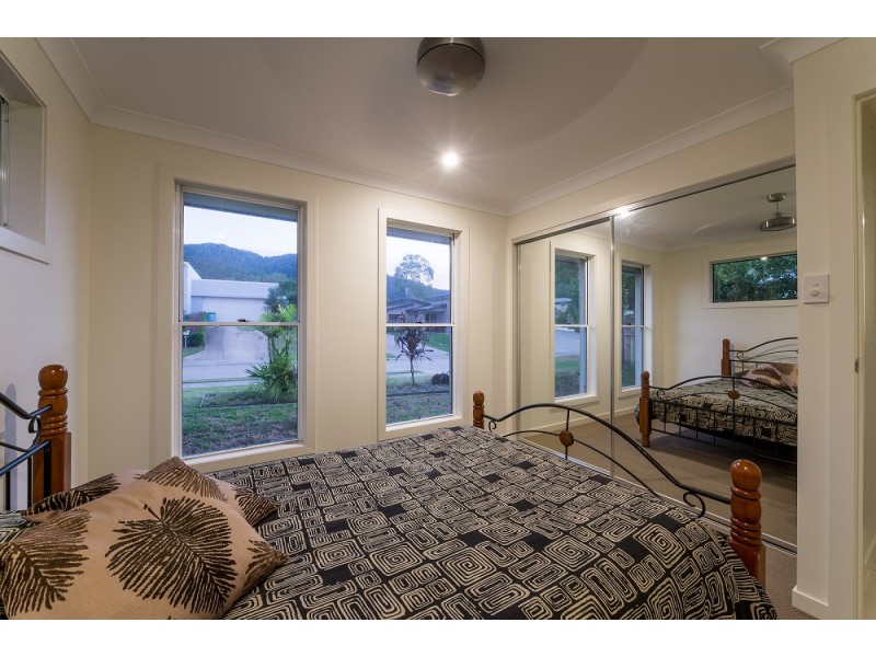 38 Endeavour Circuit, Cannonvale QLD 4802