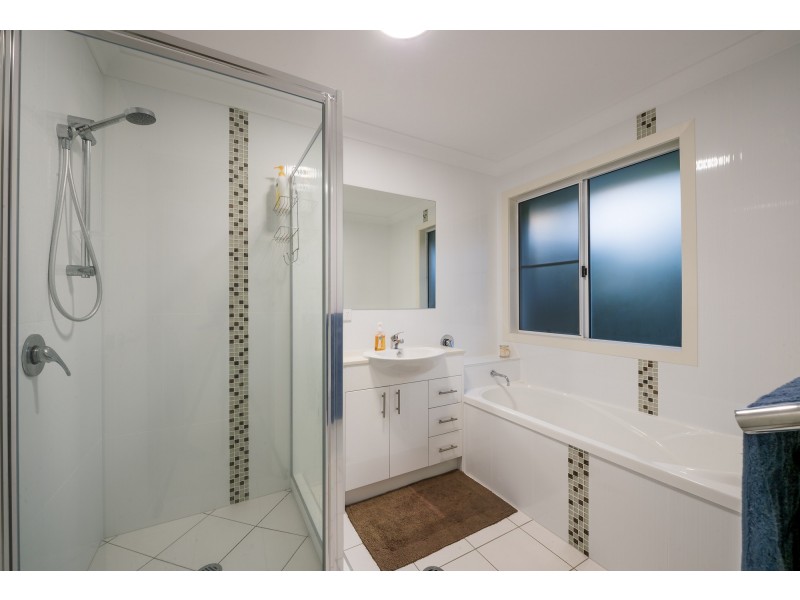 38 Endeavour Circuit, Cannonvale QLD 4802