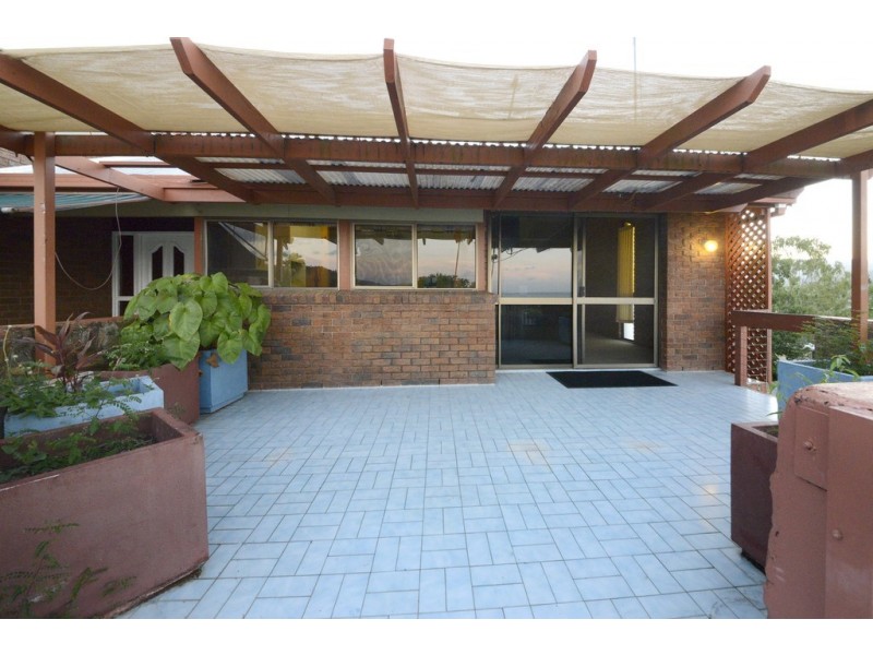 37 Manooka Drive, Cannonvale QLD 4802
