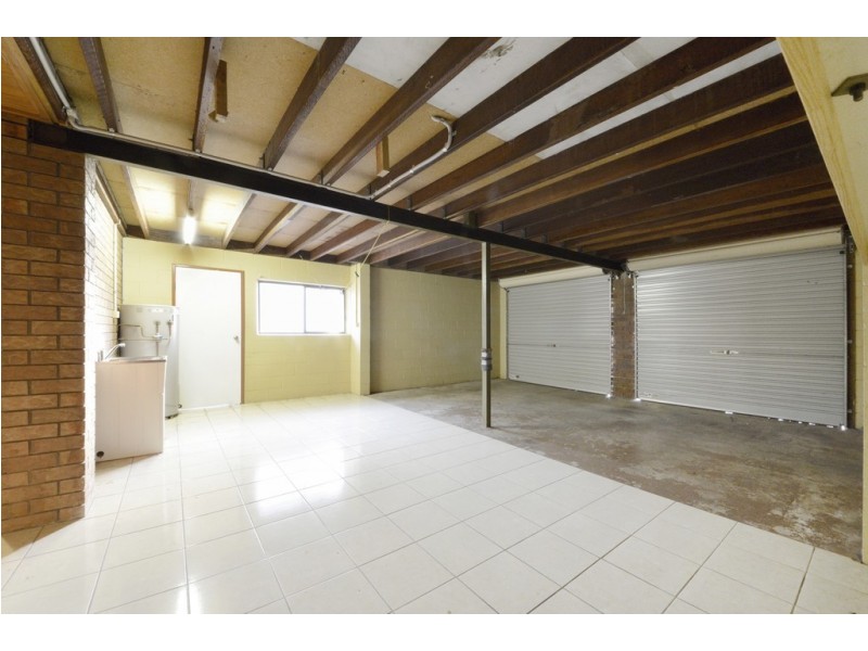 37 Manooka Drive, Cannonvale QLD 4802