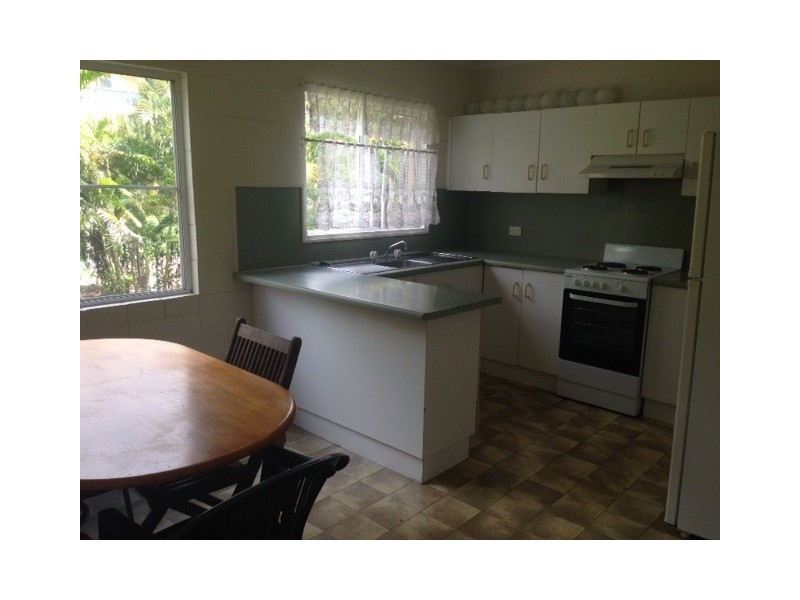 76/3 Eshelby Drive, Cannonvale QLD 4802