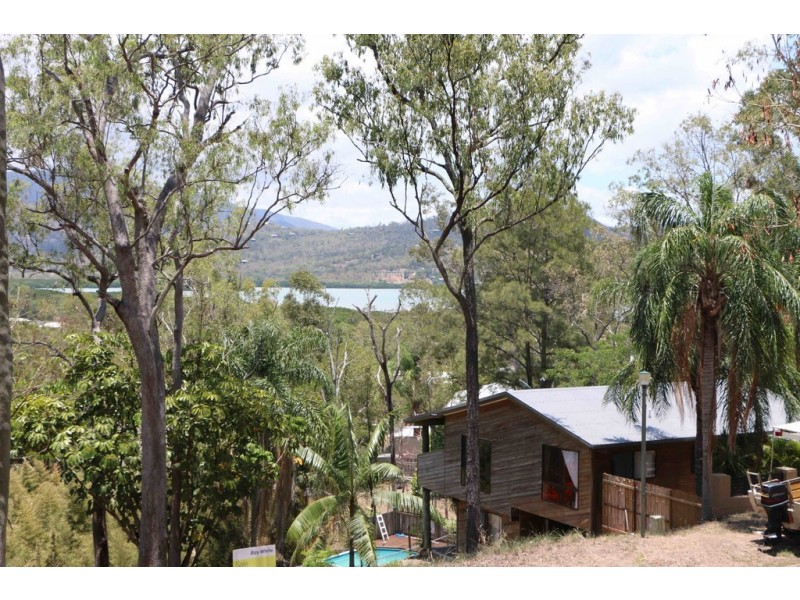 13 Warruga Street, Cannonvale QLD 4802