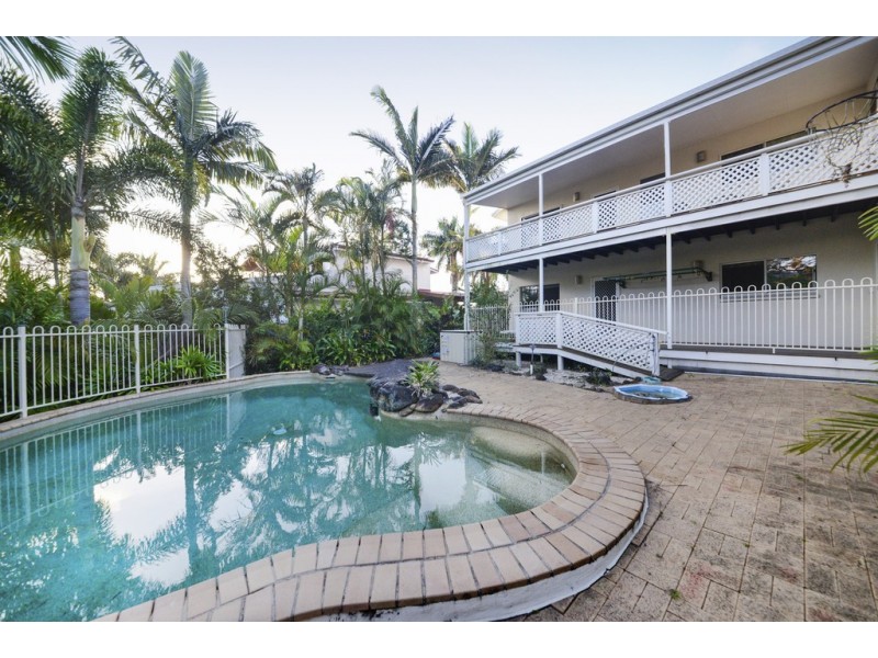 33 Country Road, Cannonvale QLD 4802