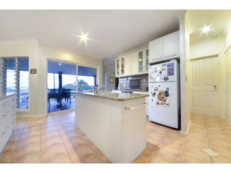33 Country Road, Cannonvale QLD 4802