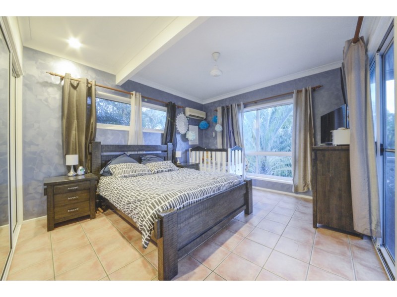 33 Country Road, Cannonvale QLD 4802