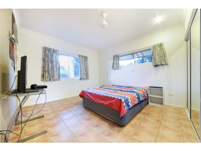 33 Country Road, Cannonvale QLD 4802