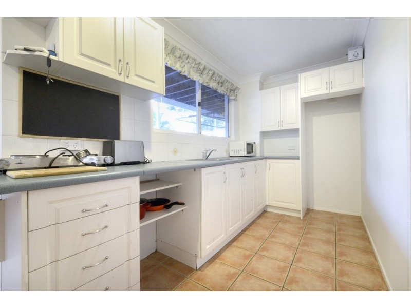 33 Country Road, Cannonvale QLD 4802