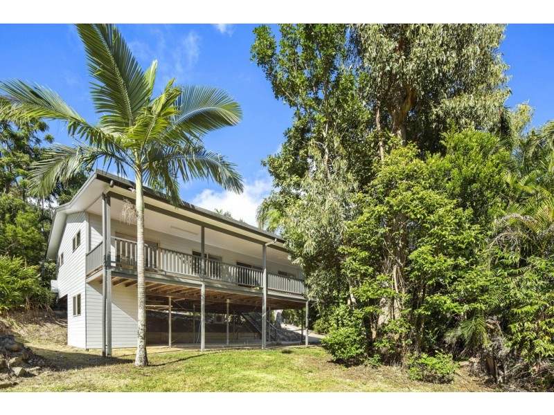 27 Eshelby Drive, Cannonvale QLD 4802