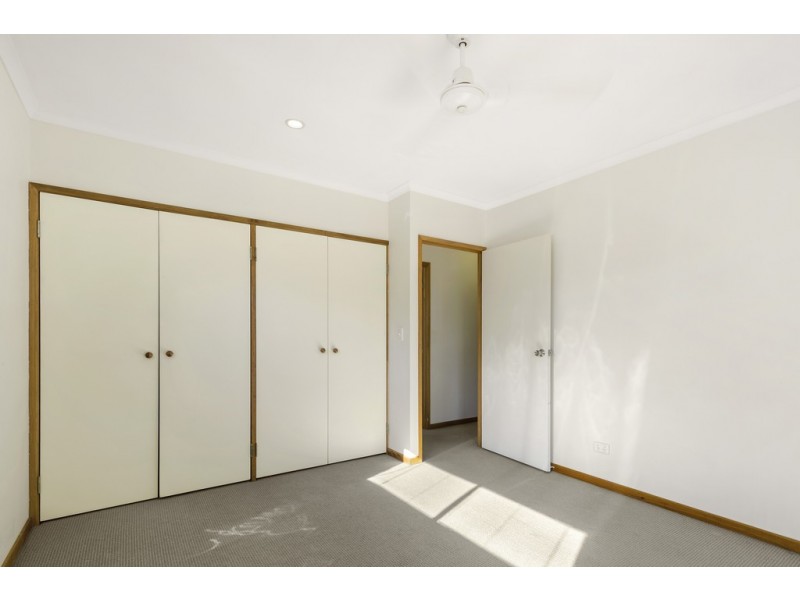 27 Eshelby Drive, Cannonvale QLD 4802