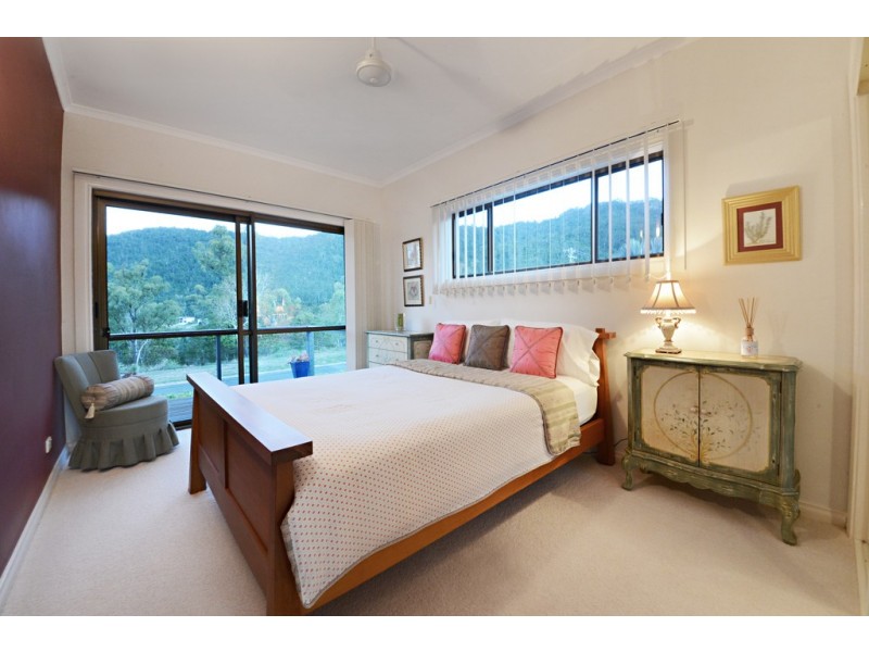 4/24 Illawong Street, Cannonvale QLD 4802