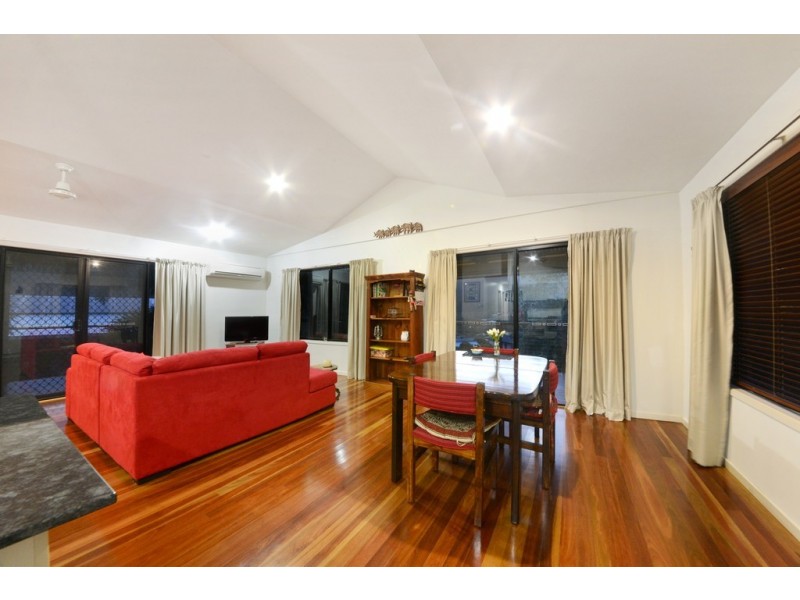 8 Curlew Court, Jubilee Pocket QLD 4802