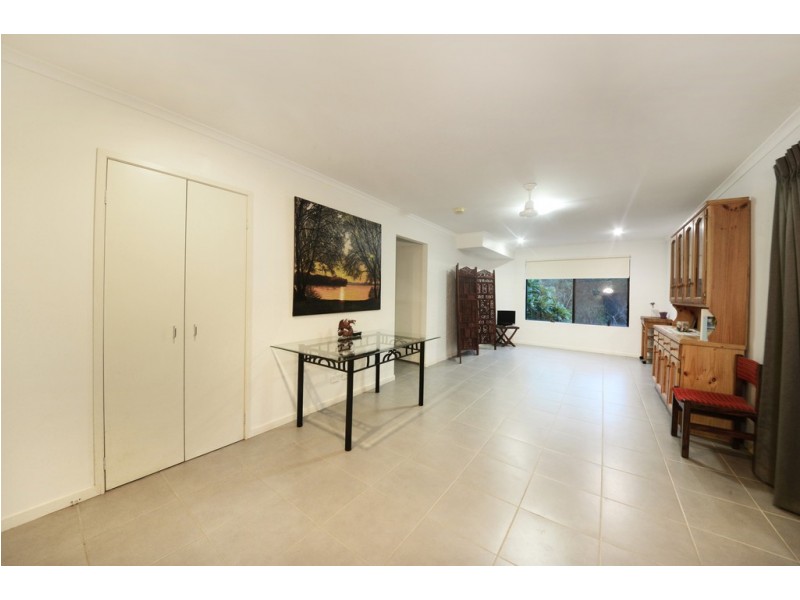 8 Curlew Court, Jubilee Pocket QLD 4802